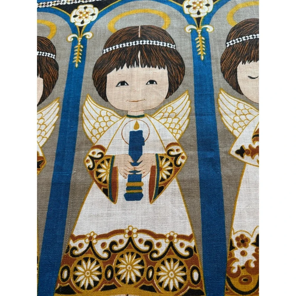 Vintage Ulster linen tea towel. 'Cherubs'